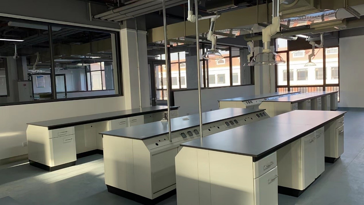 1715329689.jpg 2.jpg